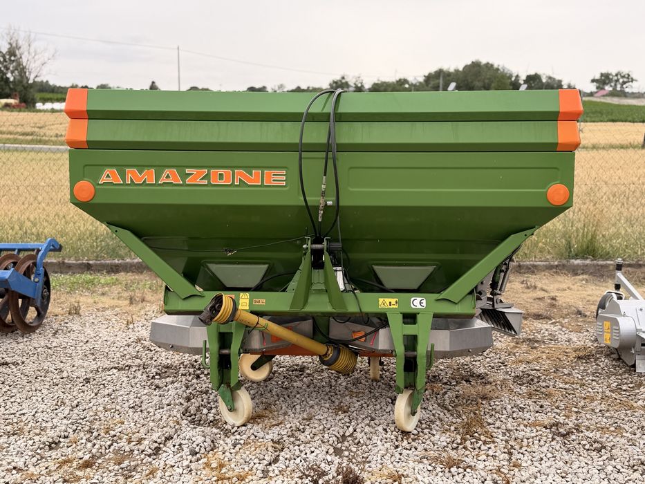 Rozsiewacz Amazone ZA-M Maxis, 2500L