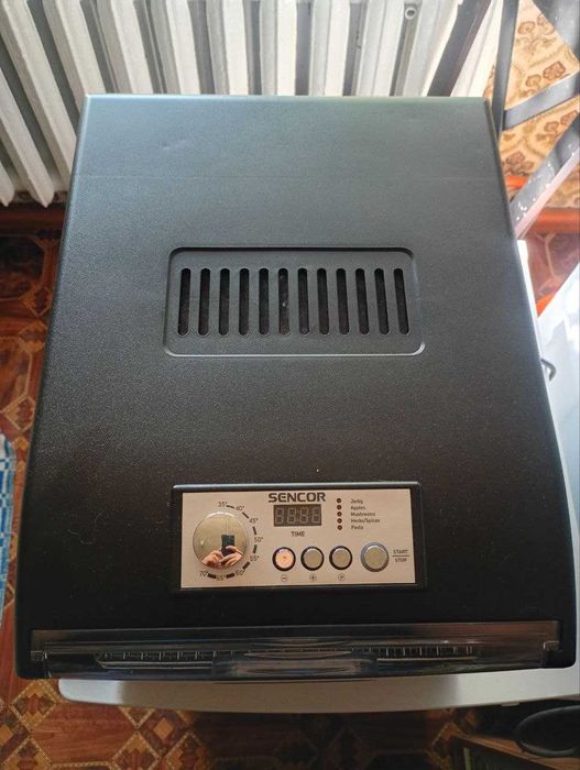 Електросушка для фруків та овочів Sencor SFD 6600BK