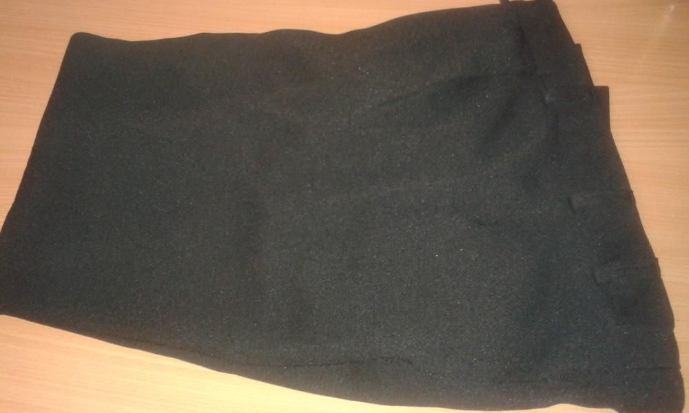 Spodnie wizytowe czarne 46/170