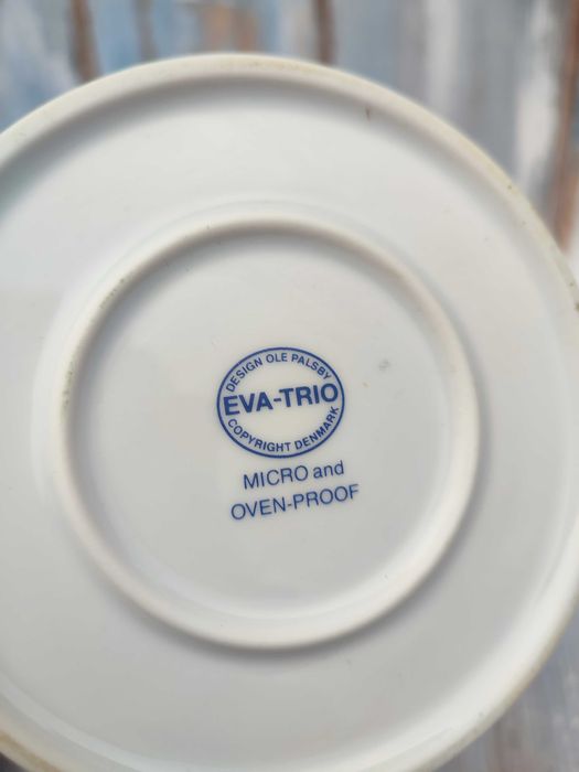 Porcelanowy pojemnik na Harbatę -Eva trio - ole palsby Denmark Design