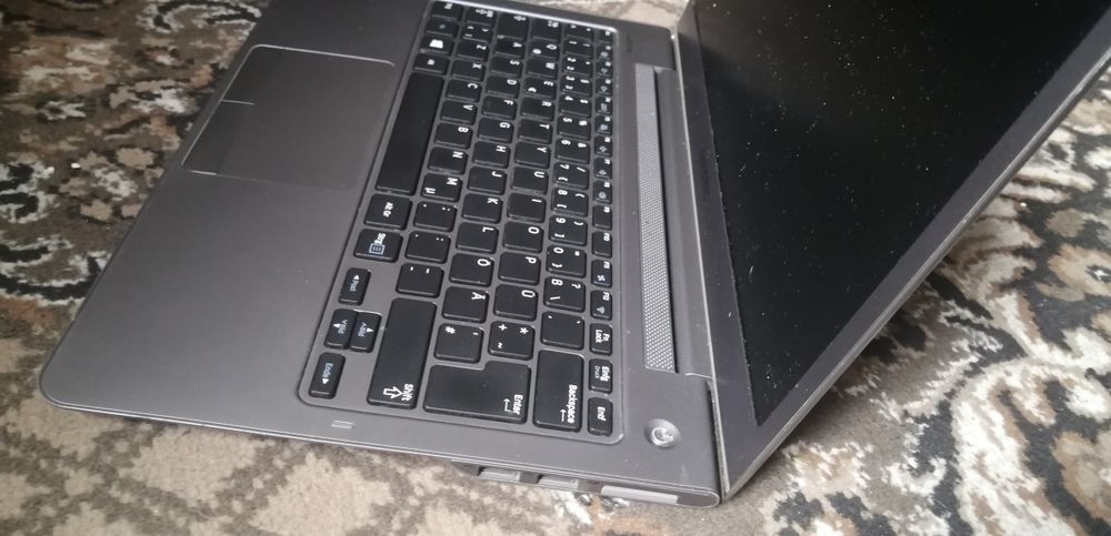 Samsung Serie 5 NP532U3C - 13.3