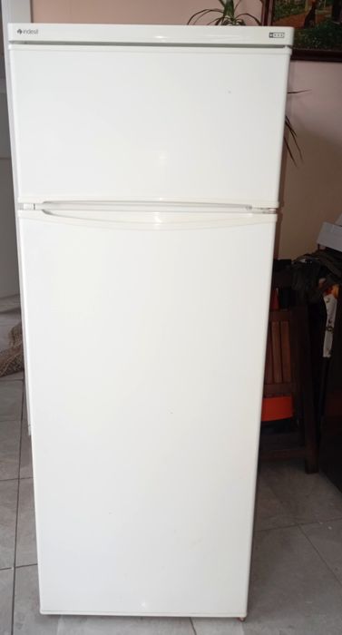 Frigorífico a funcionar 100%