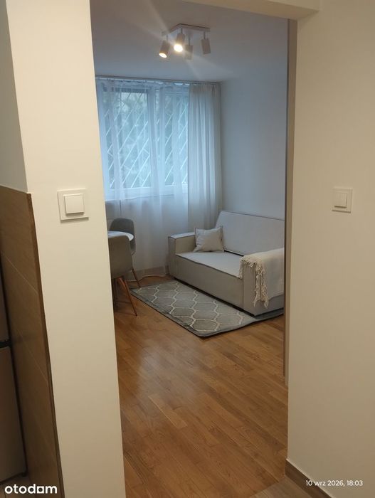 Mieszkanie – Warszawa, Osiedle Młodych, Praga-Południe - Widok 2