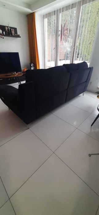 Sofa z funkcją relaks sterowana elektrycznie