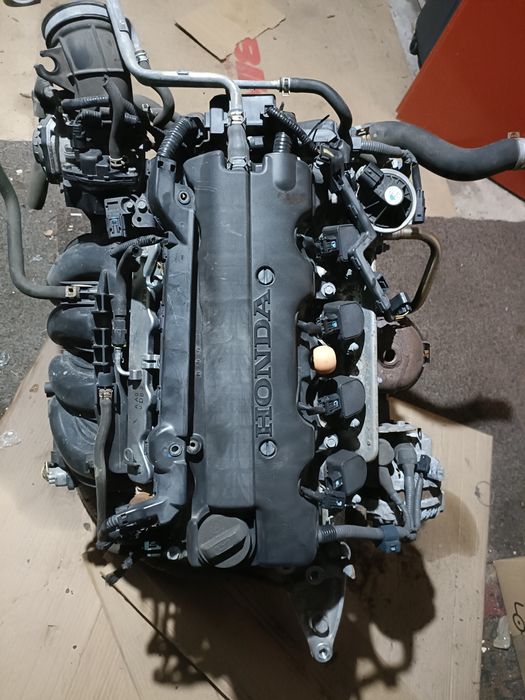 Silnik 1.8 benzyna Civic 8 sedan 97 tys km
