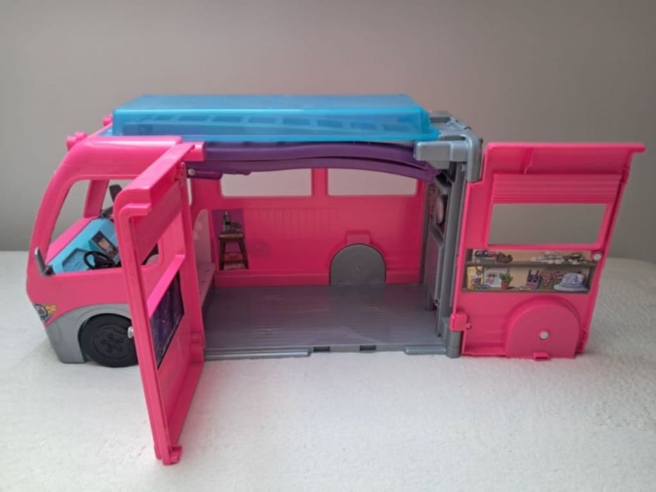 Barbie zestaw z kamperem i akcesoriami
