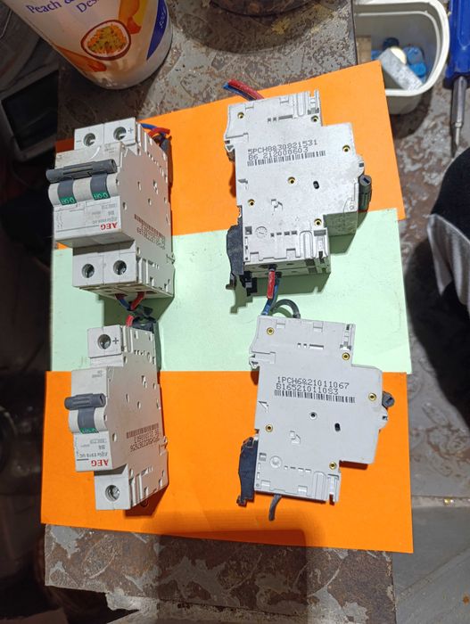 Рубильник (автомат) с предохранителем E91/32 (E92/32)