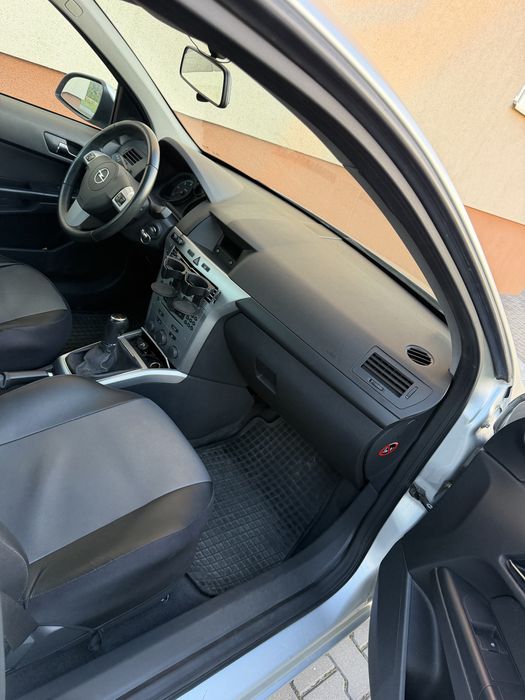 Opel Astra H 1,7CDTI