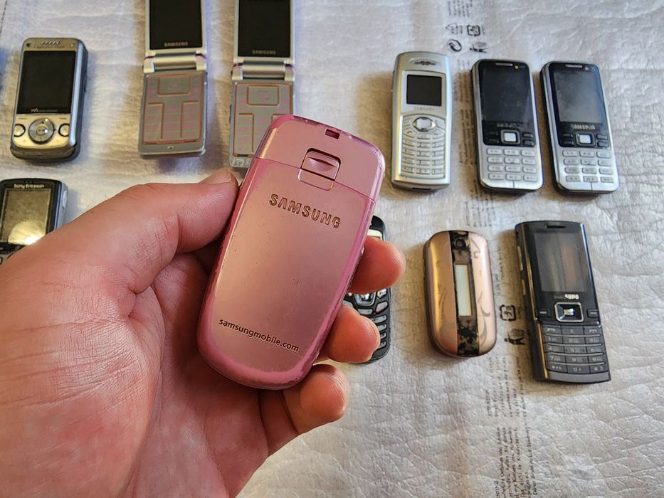 Samsung SGH-X650.Полностью рабочий.