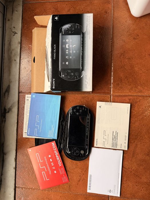 Playstation Portable PSP-2004 Piano Black