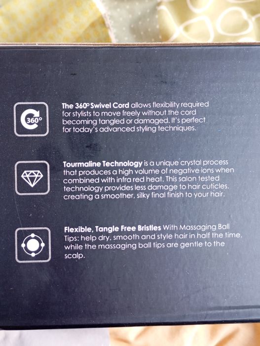 Escova Secadora e Modeladora de Cabelo