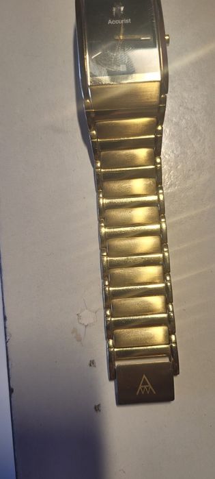 Zegarek Akurist by Citizen werk 1M12