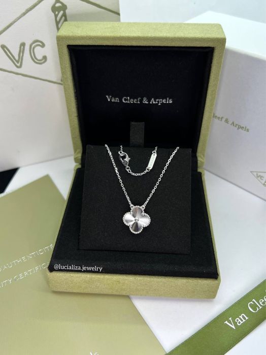 Золотое Колье в стиле  Vintage Alhambra