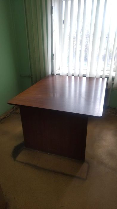 Столы офисные и компьютерные