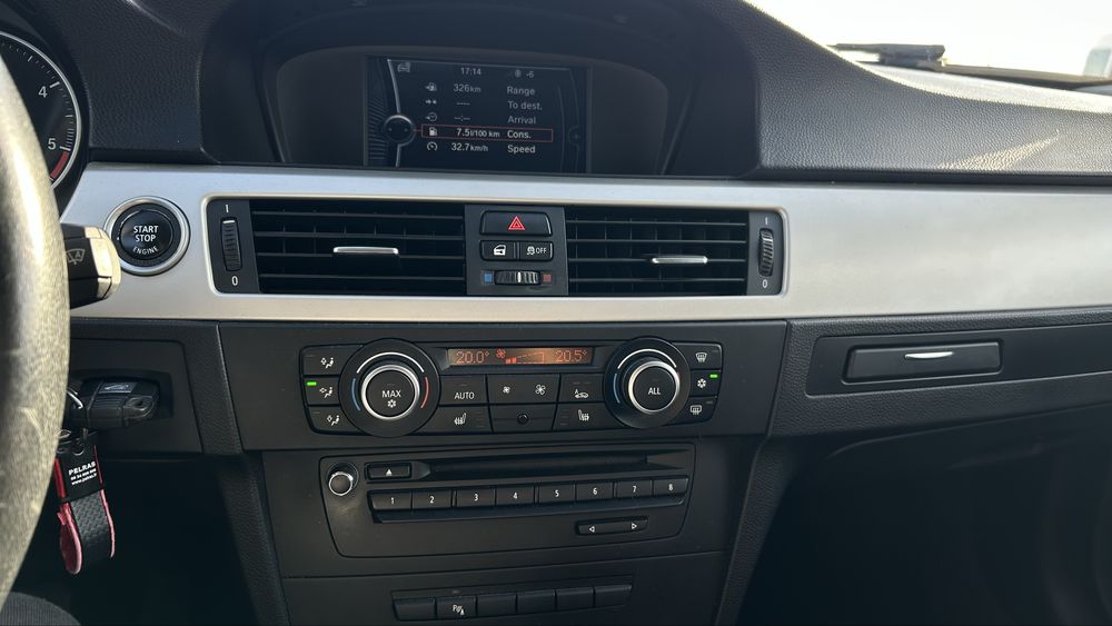 Bmw 320 D auto 2011 184cv