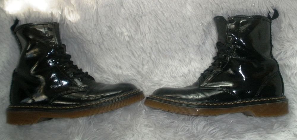 Buty za kostkę bootki czarne firmy Barratts rozmiar 36