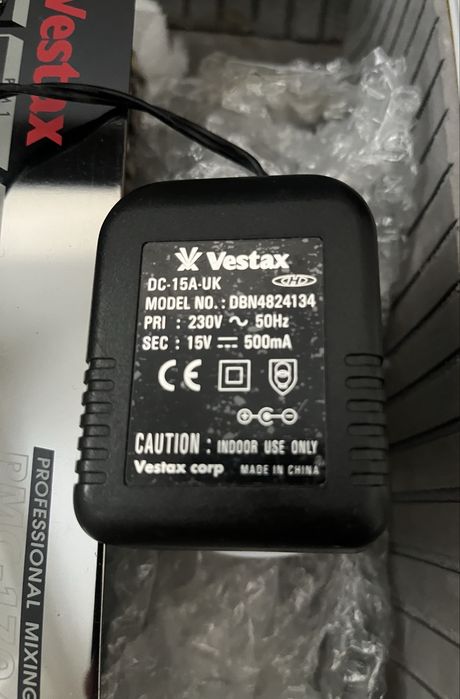 Mesa de mistura Vestax PMC -170 A Rotary