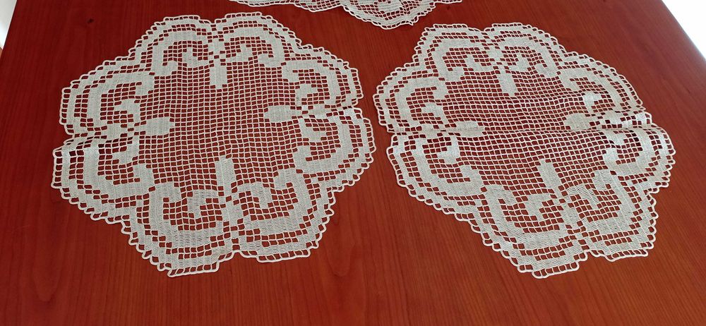 Panos de quarto em renda (crochet)