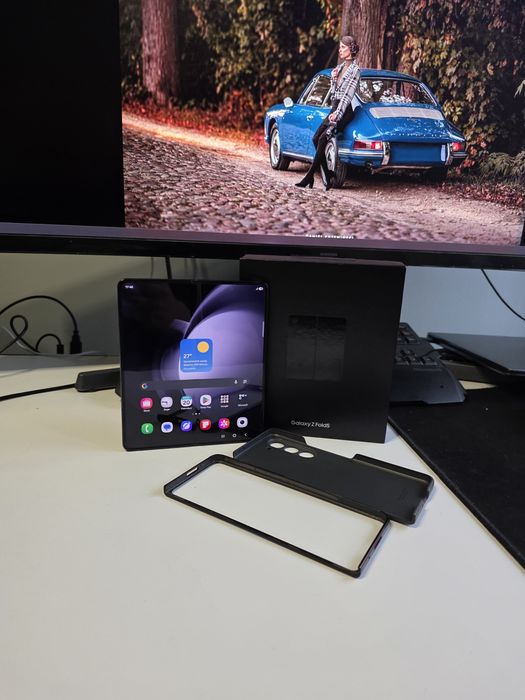 Telefon Samsung Galaxy Z FOLD 5 12/256GB czarny stan bdb