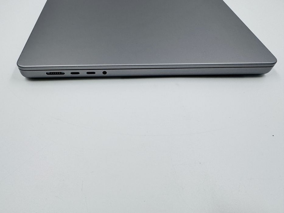 Apple Macbook Pro 16 2021 M1 Pro 16GB RAM 512GB SSD IL6233