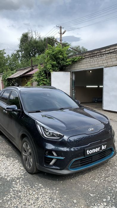 Тонування авто керамічною плівкою.  Севгок