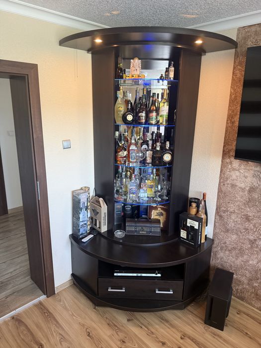 Barek  do salonu