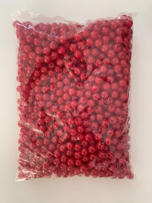 Намистини пластик червоні