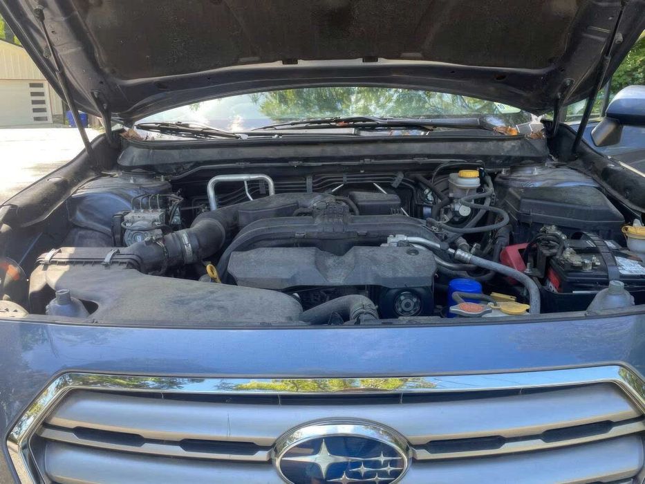 Subaru Outback 2.5i Limited      2017