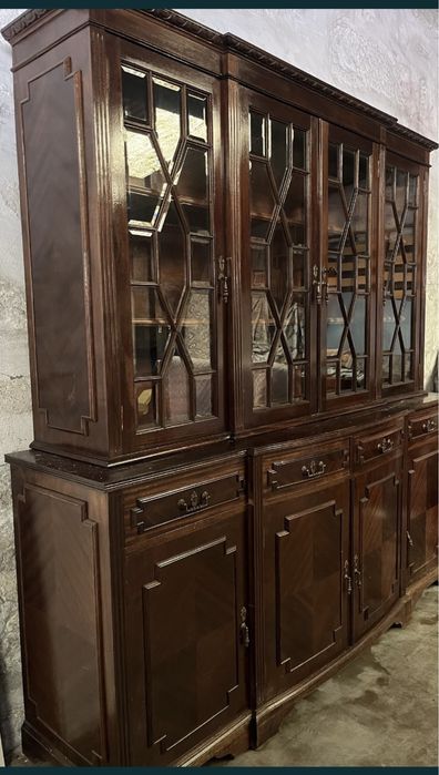 Movel de sala em muito bom estado de conservação