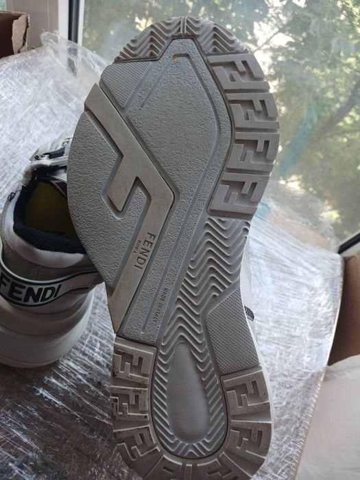 Кросівки Fendi original