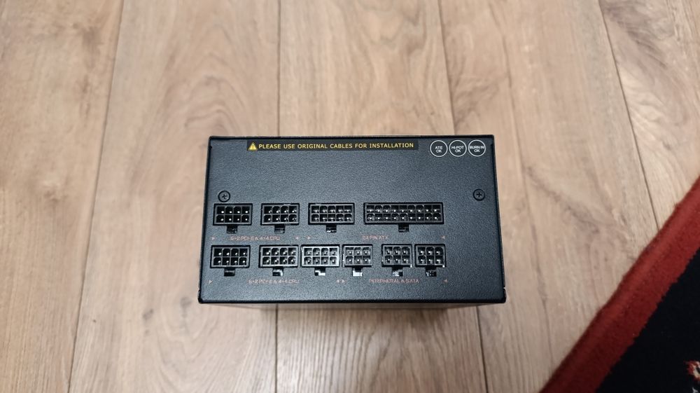 Блок живлення Gigabyte AORUS P850W (модель GP-AP850GM).