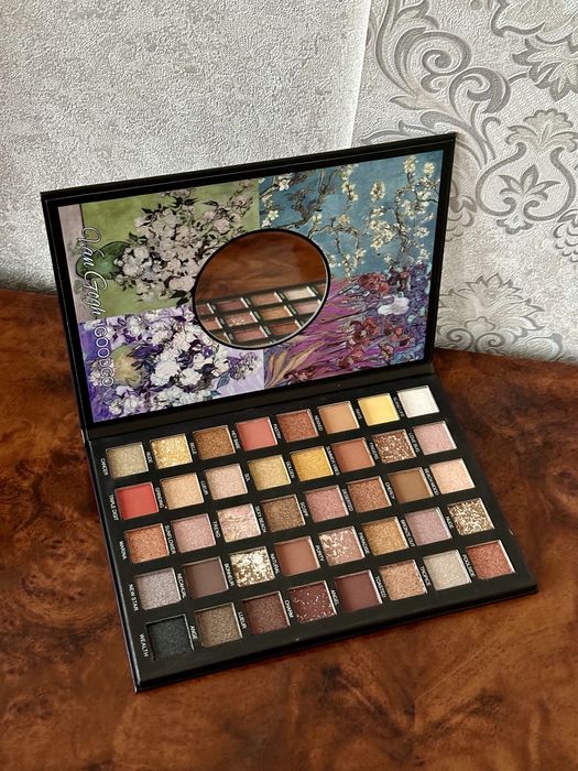 Дитяча косметика . Палетка тіней для повік . Набір тіней для очей