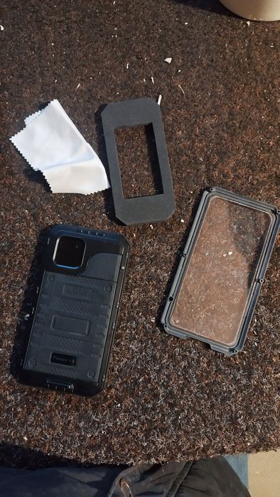 Etui ,futerał na tel iPhone 12