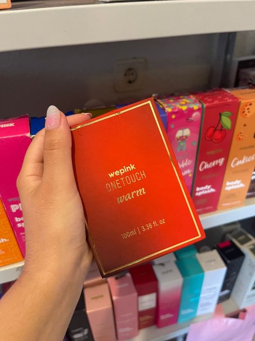 Perfumes wepink virginia Fonseca