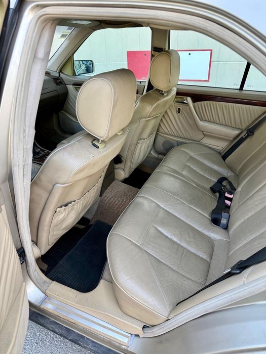Mercedes-Benz C200 D Elegance