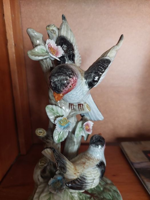 Escultura faiança pássaros