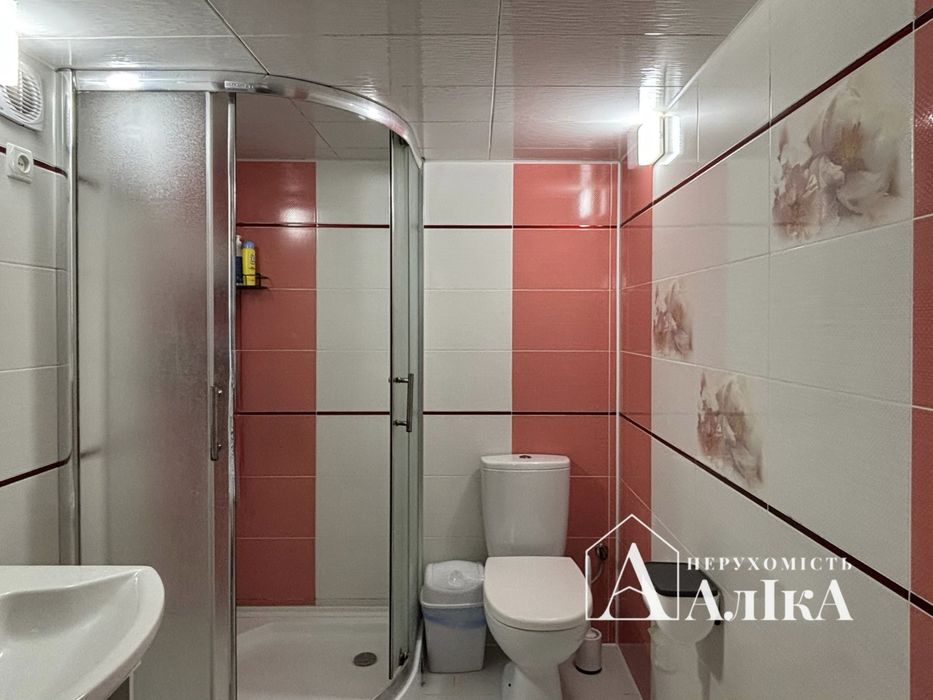 Продам просторий будинок готовий до проживання