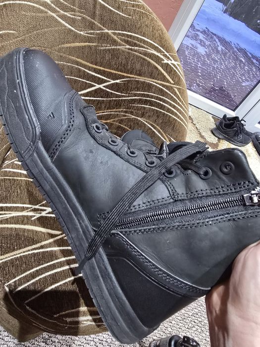 Rebelhorn spike black