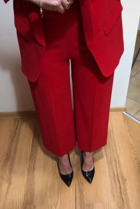 Garnitur komplet czerwony ZARA idealny na walentynki+gratis czarny top
