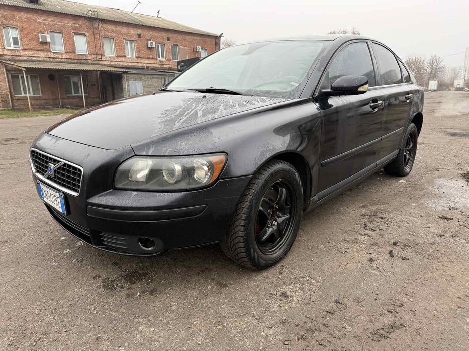 Авто на реалізації.Авто в Україні у Харькові! Хороший седан. Кузов цілий!  Турбіна без проблем! Топлівна без нарікань! Двигун працює гарно без нарікань! Ходова перебрана ! Коробка супер! Електроніка без проблем! • Салон норм.Гарна резина.Доки ок! 

Машина кожен день на ходу, торг на каву! • 

По домовленостям можлива доставка на позицію та перекраска авто! Пишить на Вайбер скину відео про авто! Авто для ЗСУ!