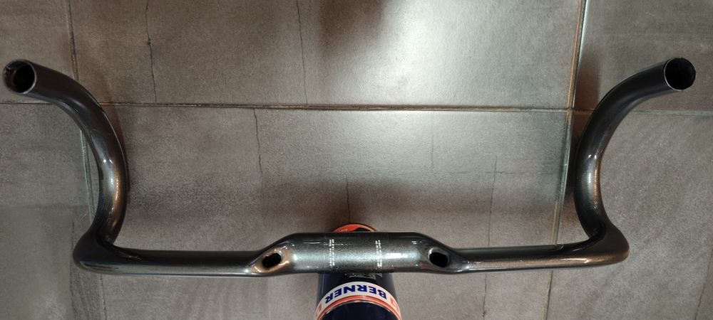 Guiadores Carbono com e sem Avanço Integrado