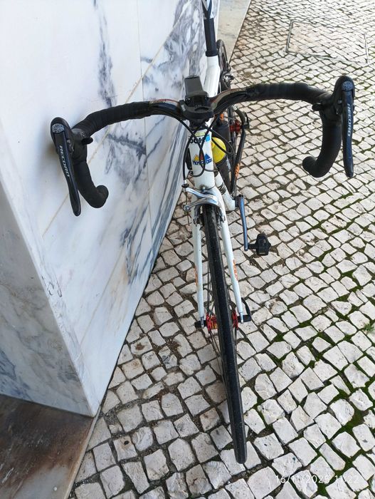 Bicicleta KTM carbono