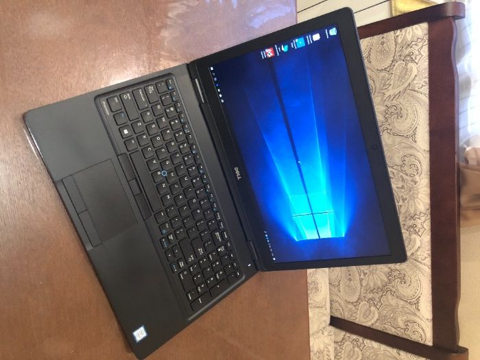 Ноутбук 15" FHD Dell Precision 3520 (Xeon E3-1505M/16Gb/SSD 256/M620)