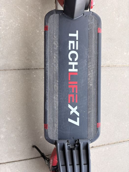 OKAZJA! Elektryczna hulajnoga  Techlife X7 - przejechane tylko 15 km