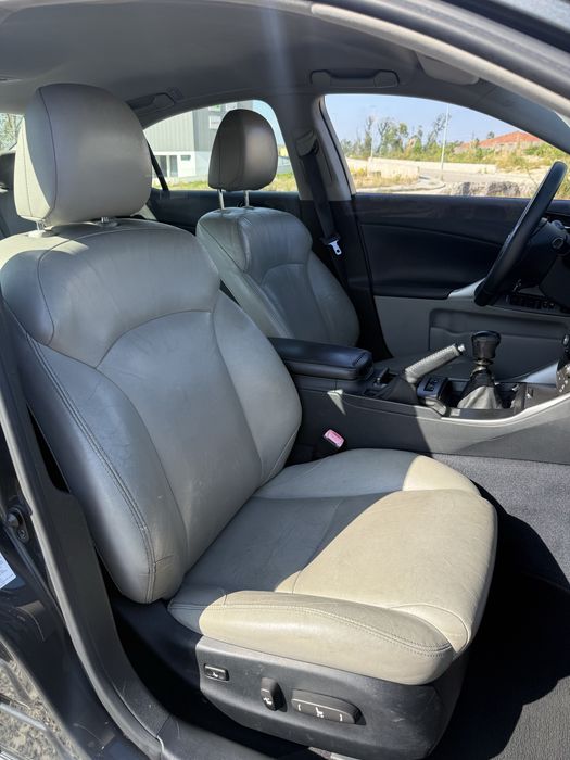 Lexus IS 220 Diesel de 2009.