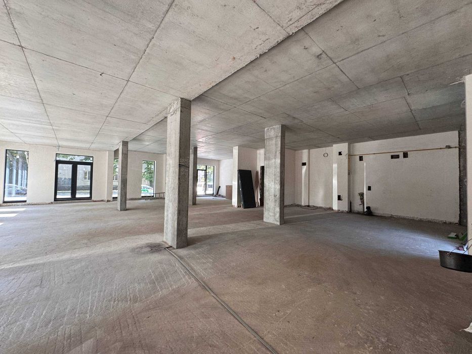 БЕЗ КОМІСІЇ ПРОДАЖ КОМЕРЦІЇ в зданій новобудові вул.Окружна,43