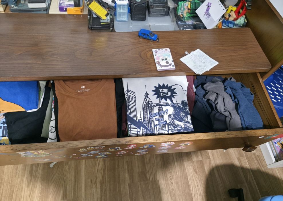 Cômoda 4 gavetas