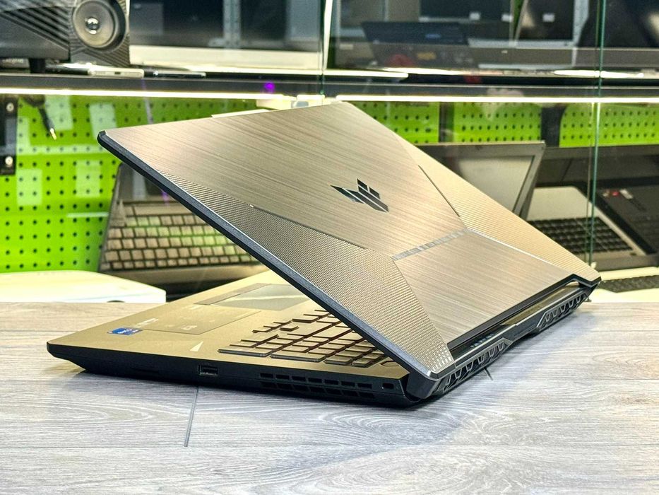 17 Дюймів ІГРОВИЙ Asus Tuf Gaming F17 FX706h / 144Гц / Core i5 / RTX