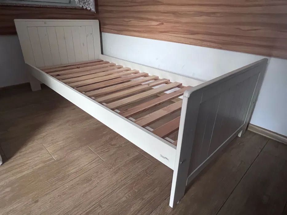Łóżko z litego drewna Pinio 200x90 Waniliowy Ecru Drewnostyl retro