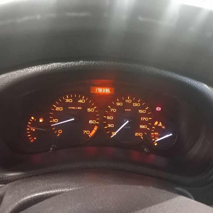 Peugeot 206 [gasolina e GPL ]
